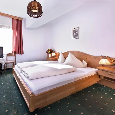 Batzenhaeusl Seefeld in Tirol