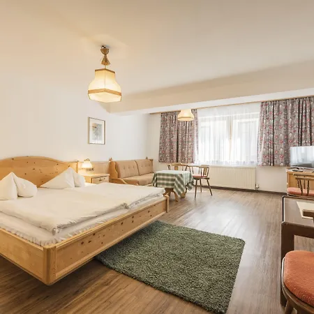 Batzenhaeusl Seefeld in Tirol