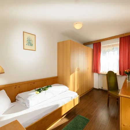 Han/Misafirhane Batzenhaeusl 3*